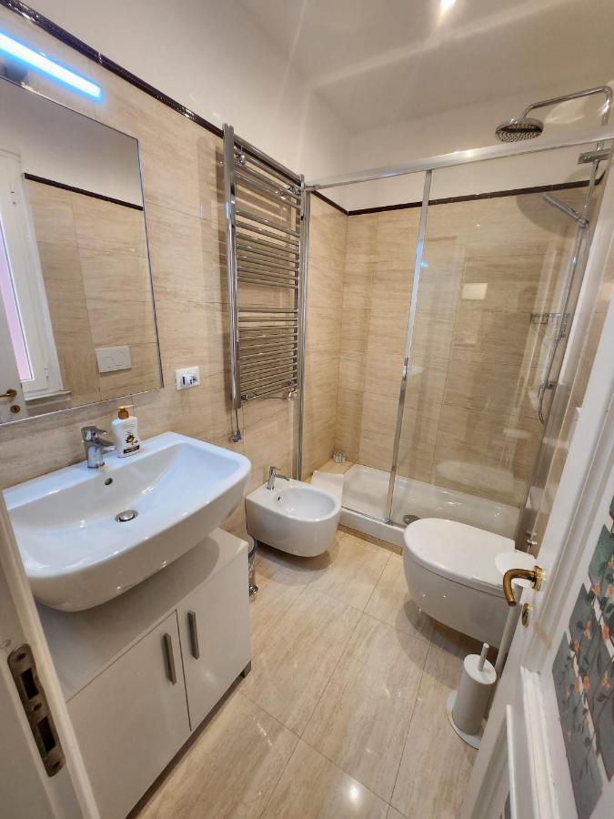Monolocale Suite Con Terrazzino Roma Exterior foto
